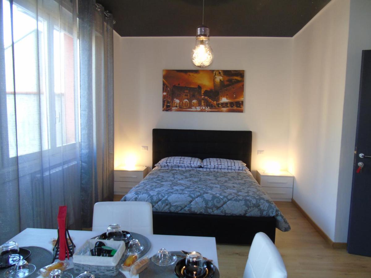 Casa Leonardo Airport Hotel Azzano San Paolo Kültér fotó