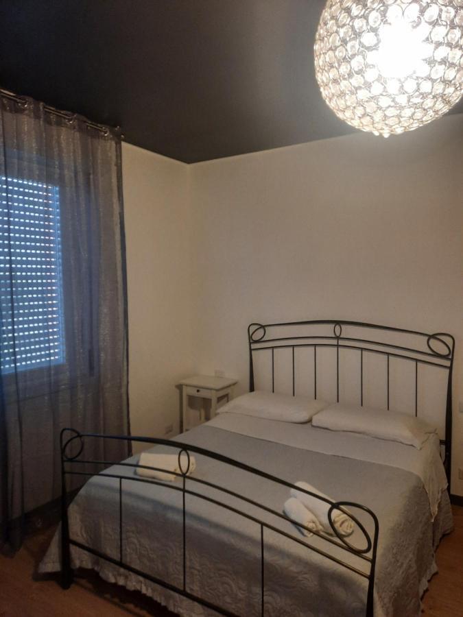 Casa Leonardo Airport Hotel Azzano San Paolo Kültér fotó