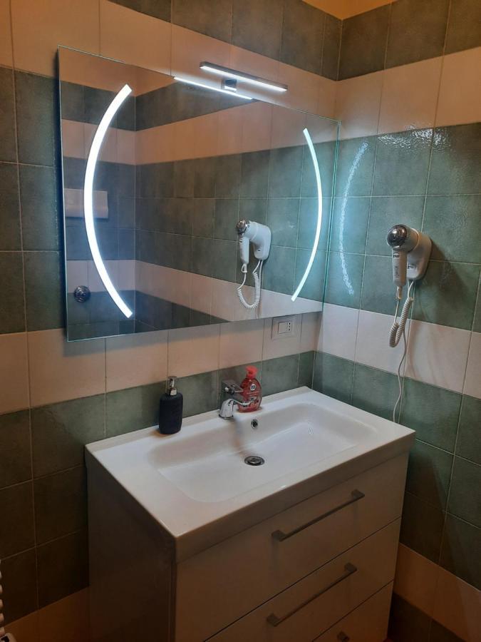 Casa Leonardo Airport Hotel Azzano San Paolo Kültér fotó