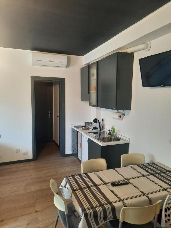 Casa Leonardo Airport Hotel Azzano San Paolo Kültér fotó